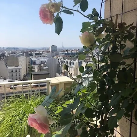 Magnificent Penthouse Panaramic View Of *